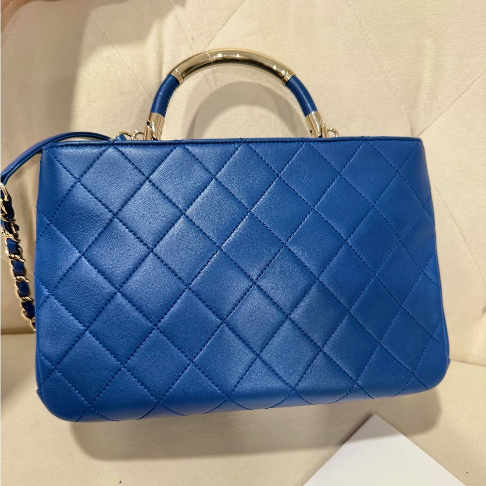 Chanel Royal Blue Quilted Shoulder Bag - Picture 6 of 10